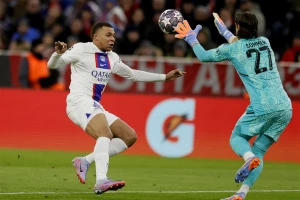 Anri poručio Mbapeu: "Ako želiš da se takmičiš, vreme je da ideš"